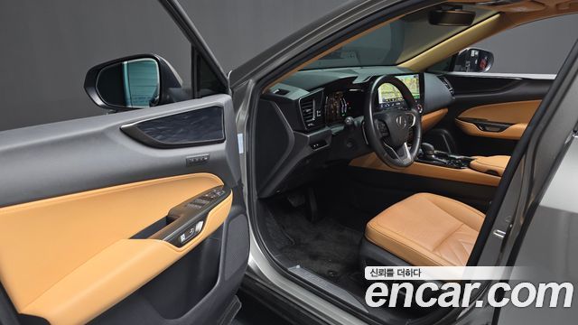 Лексус NX350h 2024 — миниатюра 10
