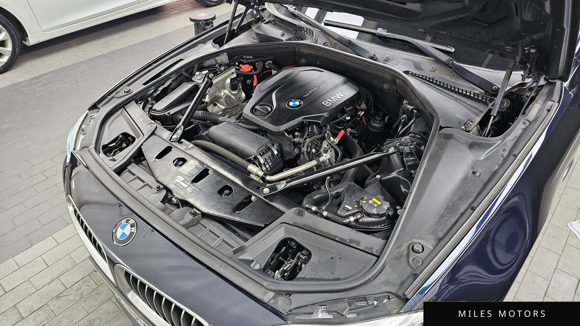 BMW 5 Series (F10) 2016 — миниатюра 6