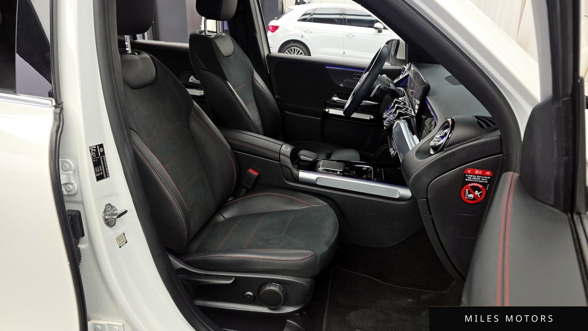 Mercedes-Benz GLB-Class X247 2022 — миниатюра 11