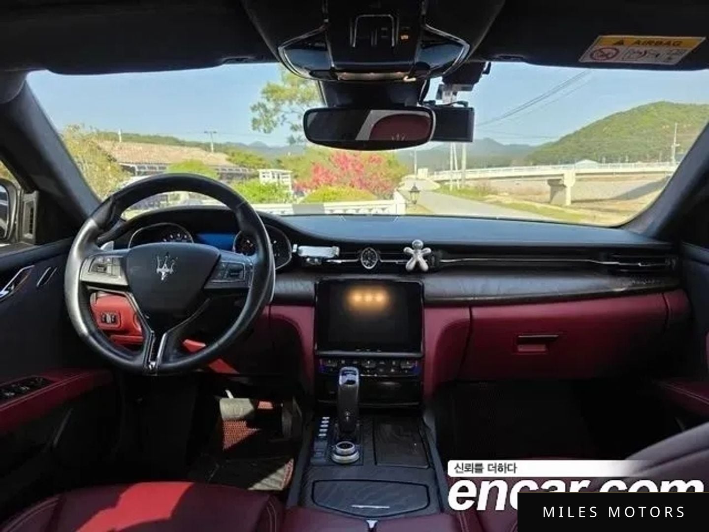 Maserati Quattroporte 2020 — миниатюра 9