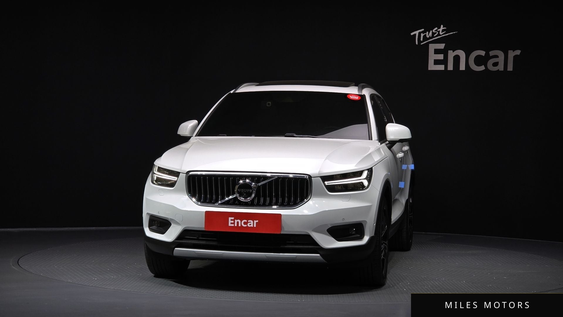 Volvo XC40 2021 — миниатюра 3