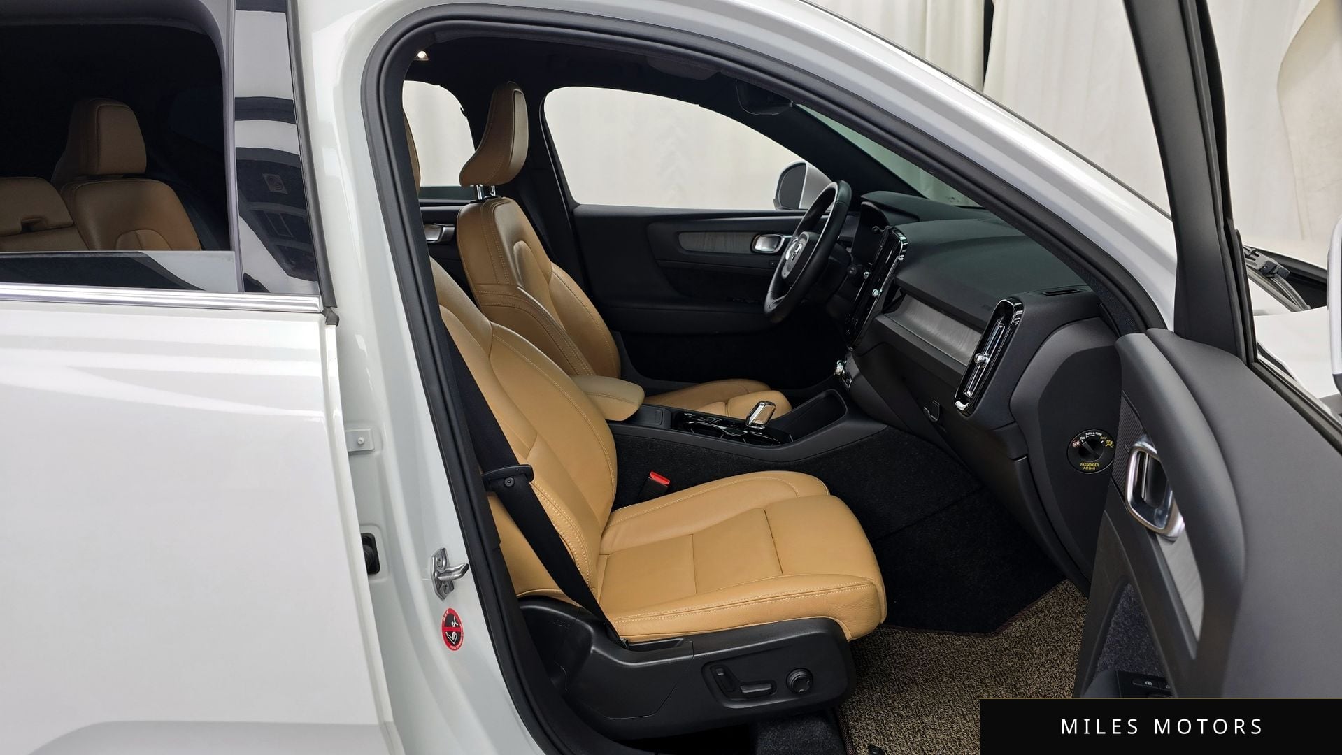 Volvo XC40 2021 — миниатюра 11