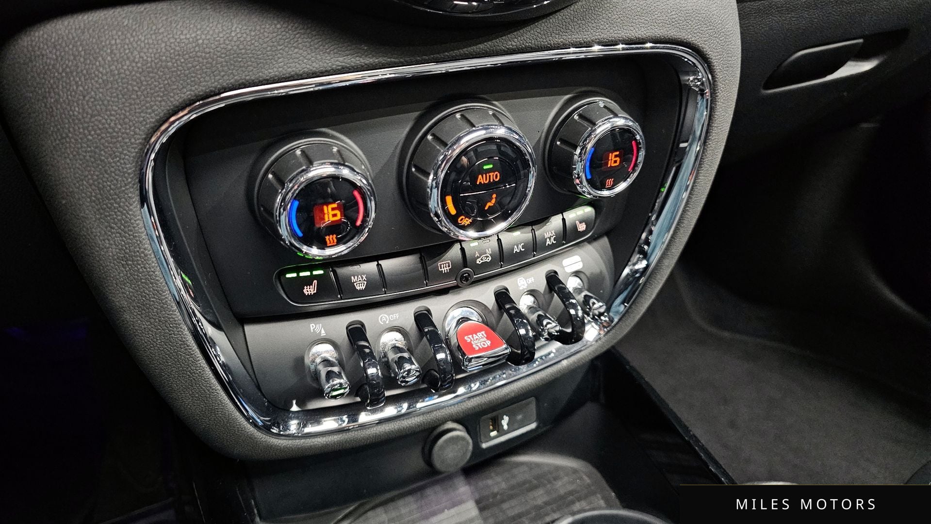 MINI 쿠퍼 클럽맨 2021 — миниатюра 17