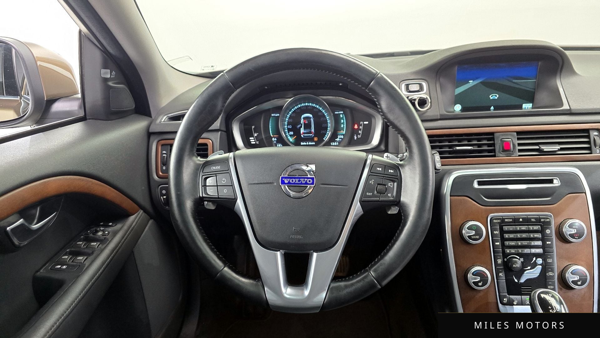 Volvo XC70 2016 — миниатюра 13