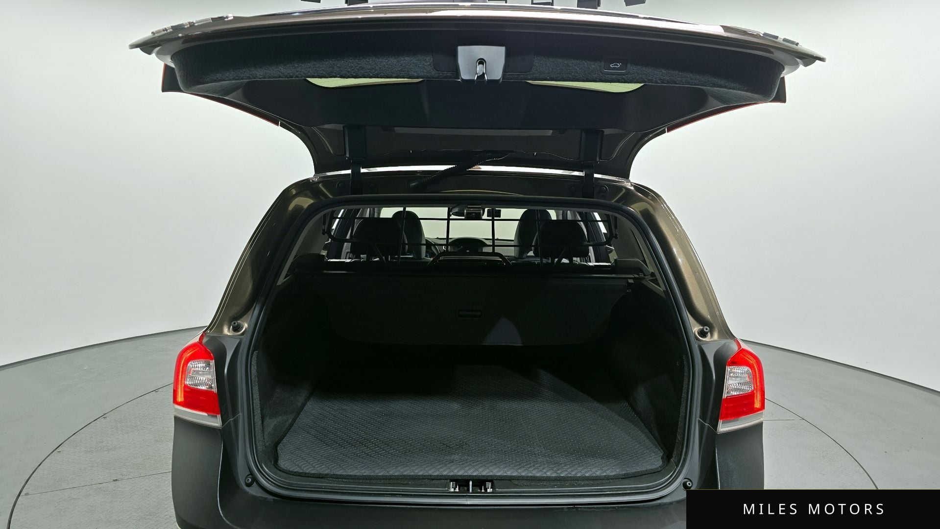 Volvo XC70 2016 — миниатюра 20