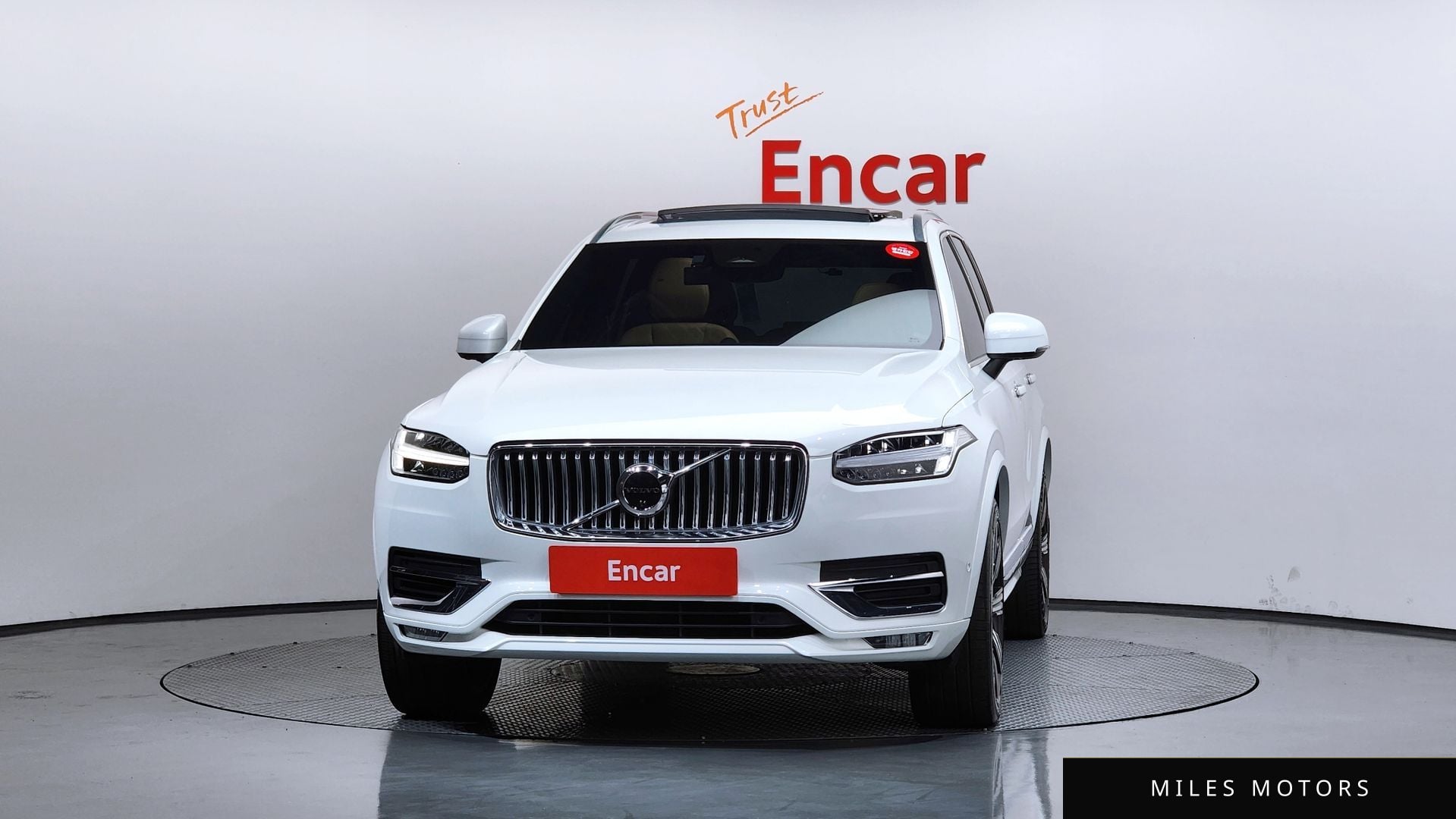 Volvo XC90 2023 — миниатюра 3