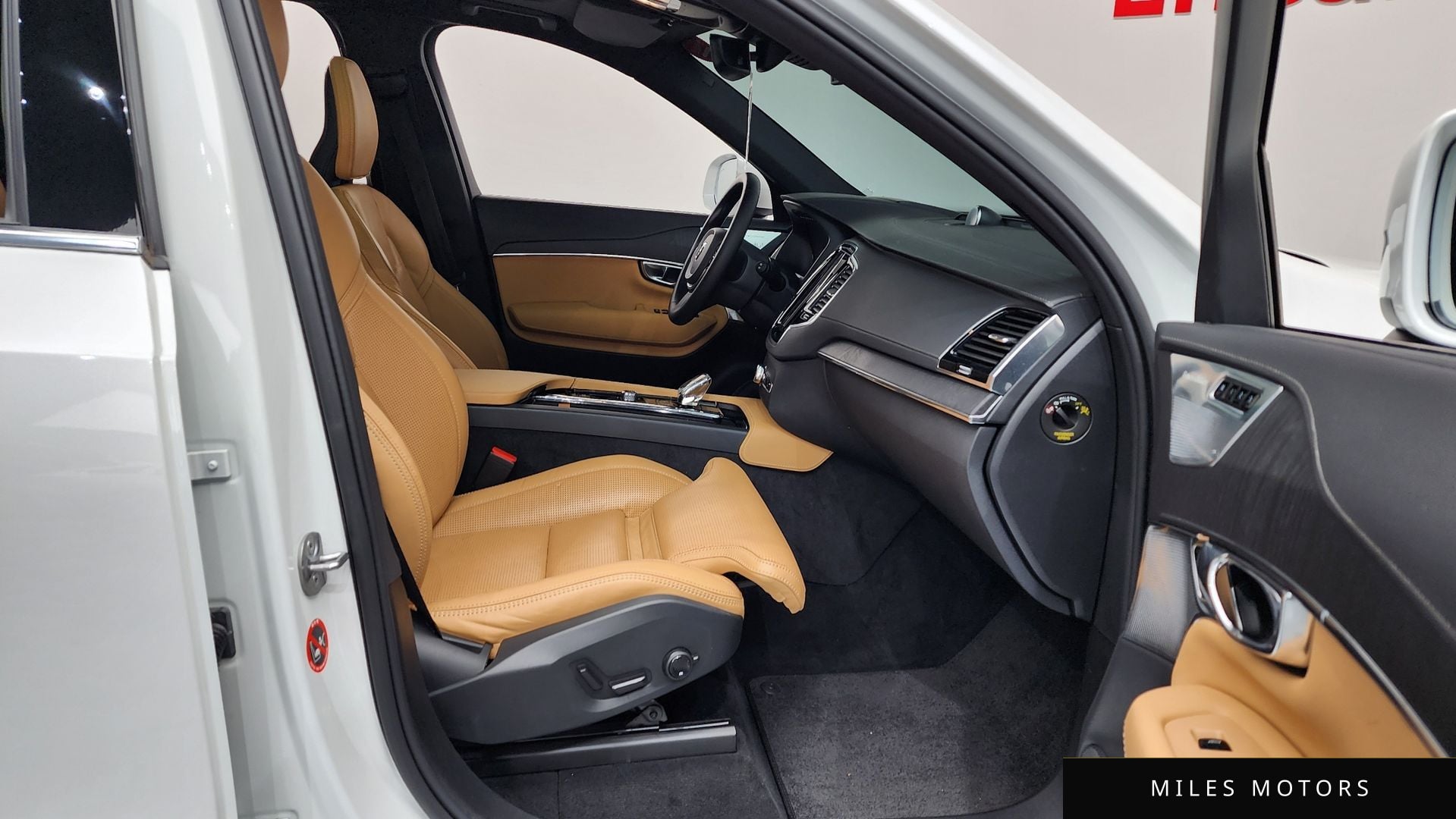 Volvo XC90 2023 — миниатюра 11