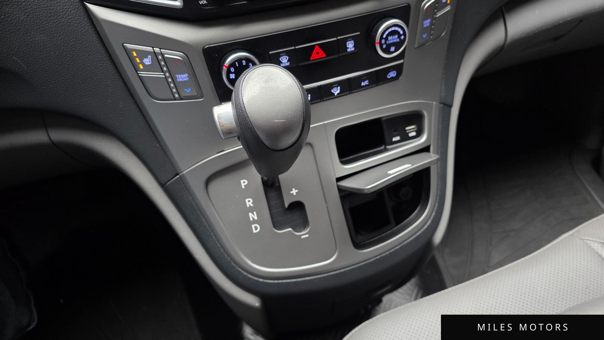 Hyundai Starex 2017 — миниатюра 9