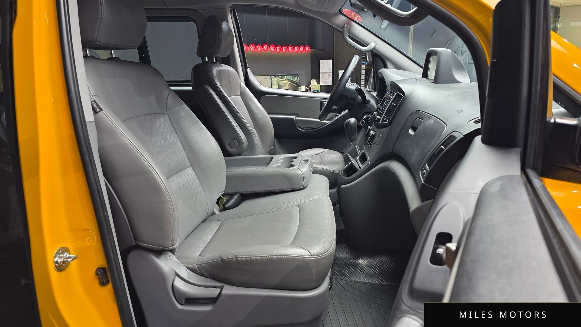 Hyundai Starex 2017 — миниатюра 11