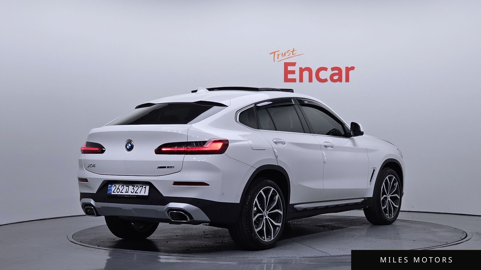 BMW X4 (G02) 2025 — миниатюра 2