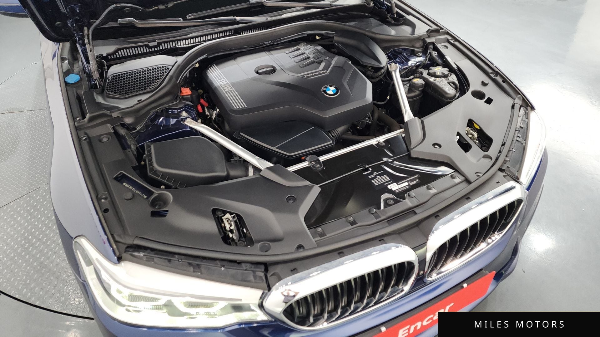 BMW 5 Series (G30) 2020 — миниатюра 6