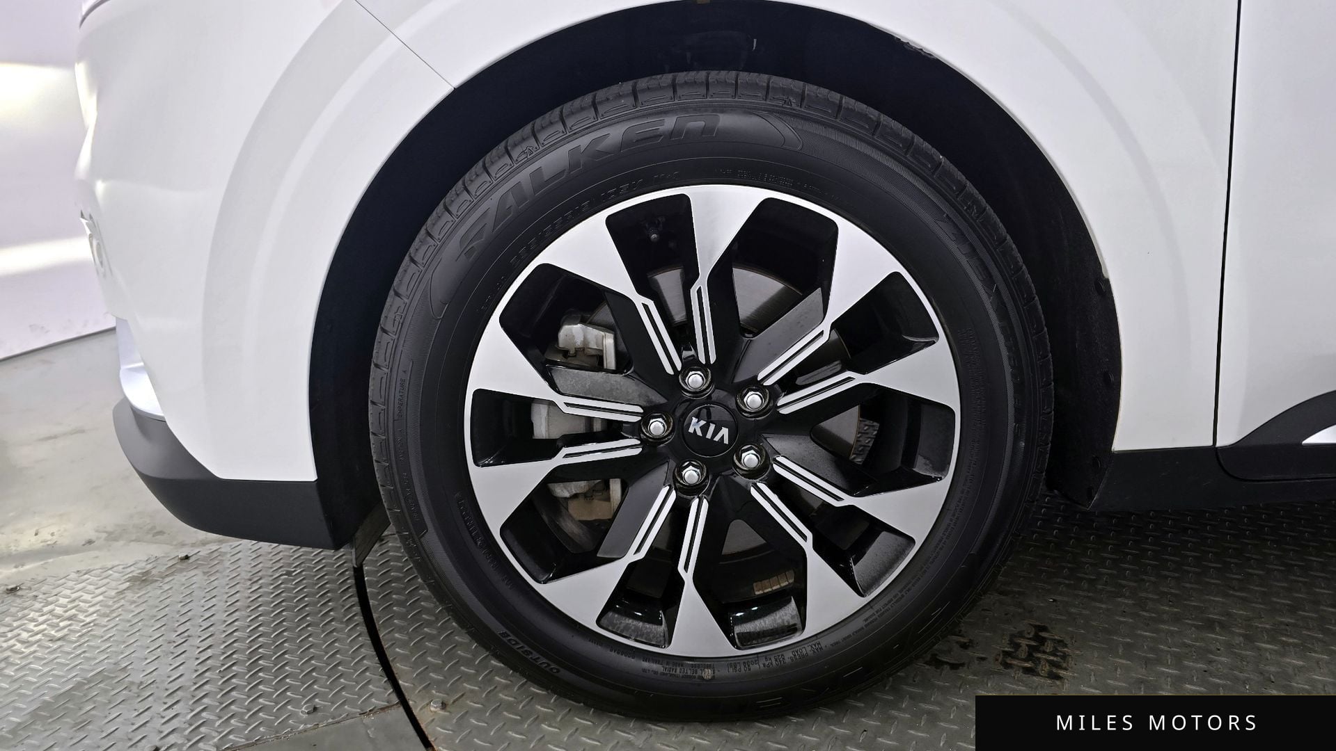 Kia Carnival 2021 — миниатюра 5