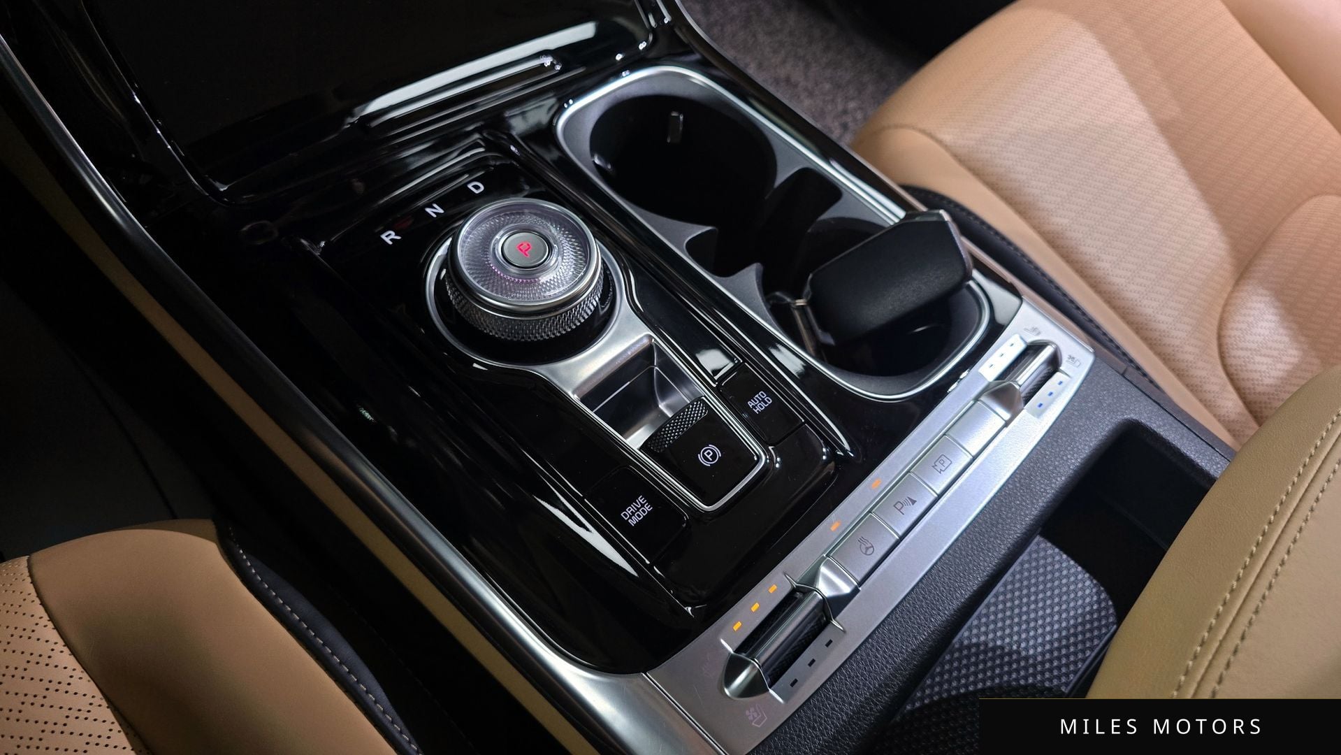 Kia Carnival 2021 — миниатюра 9