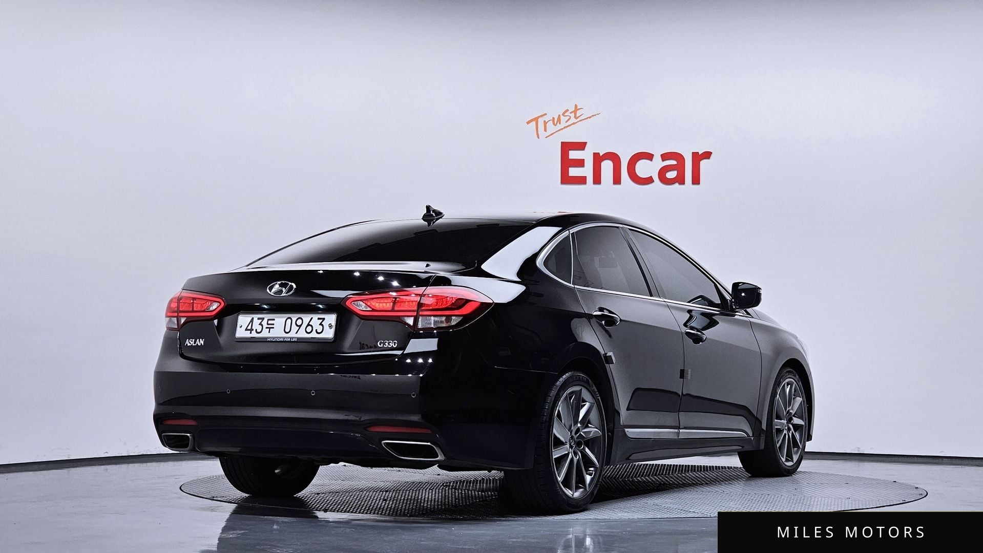Hyundai Aslan 2016 — миниатюра 2