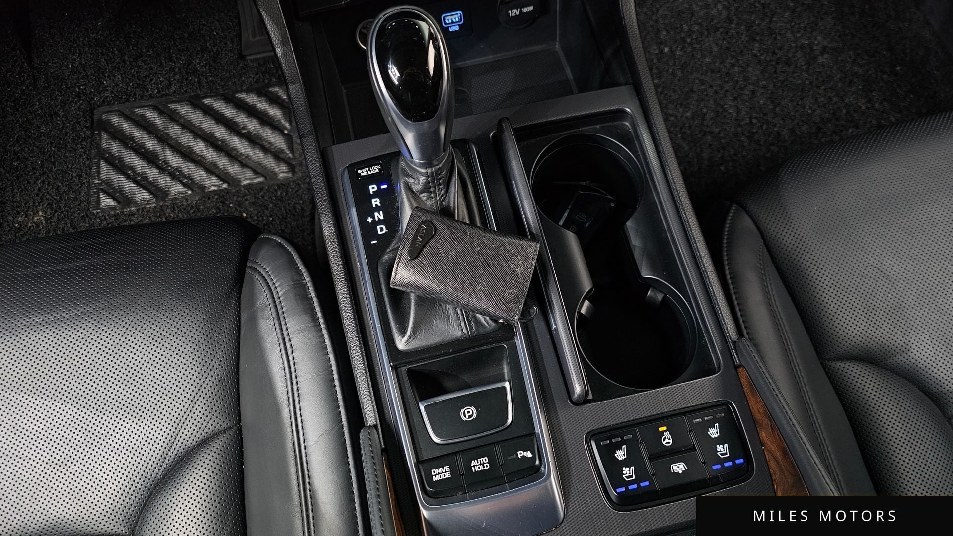 Hyundai Aslan 2016 — миниатюра 9