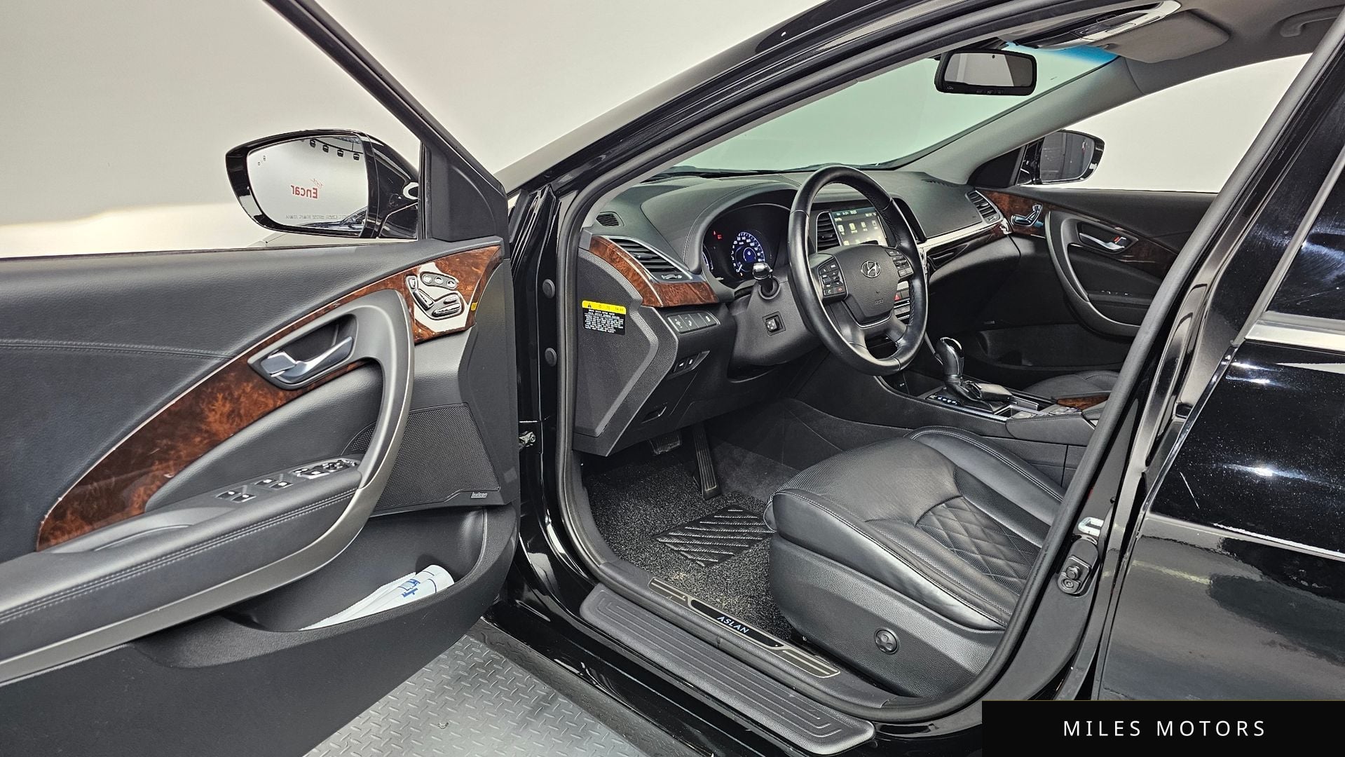 Hyundai Aslan 2016 — миниатюра 10