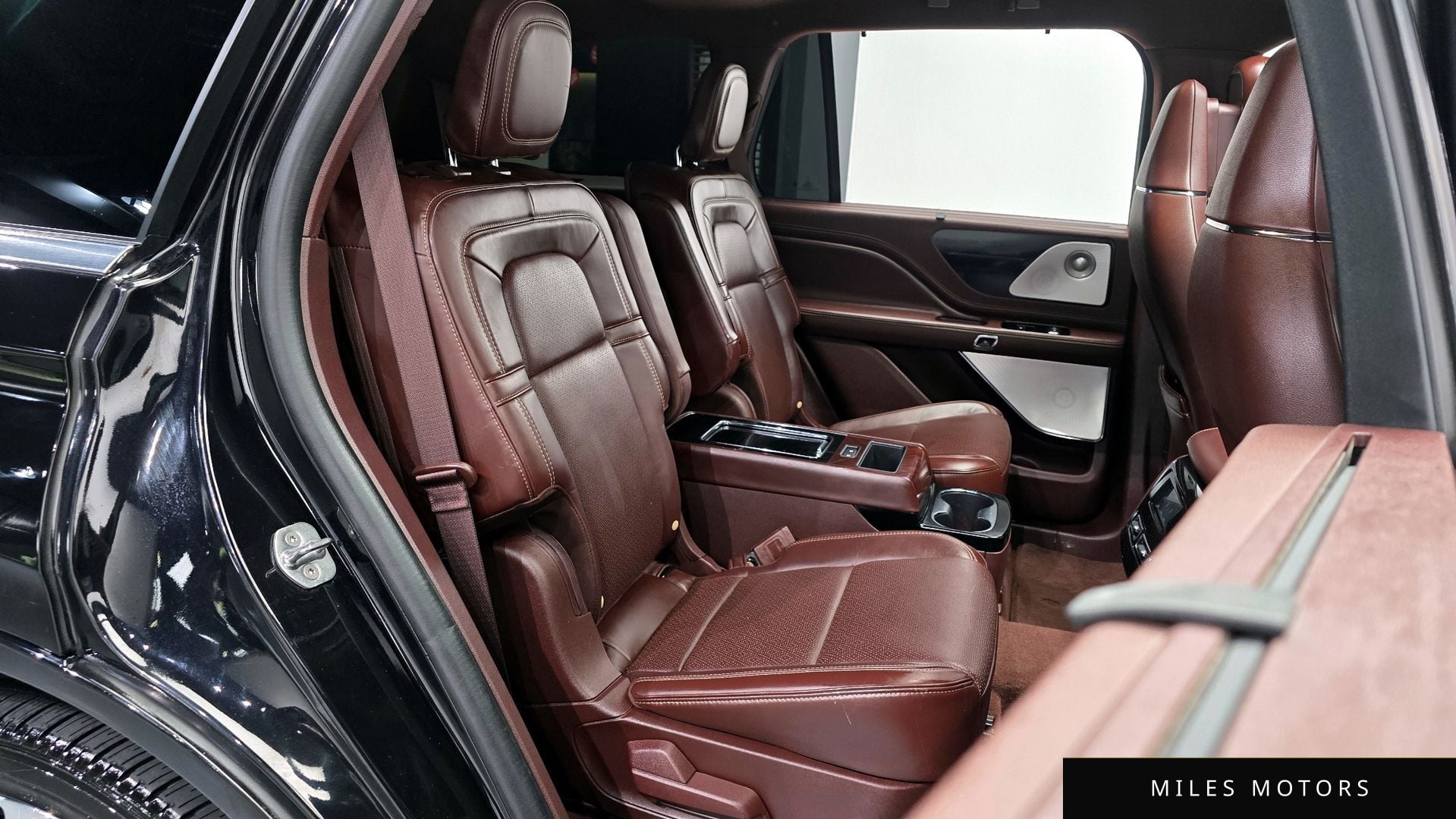 Lincoln 에비에이터 2021 — миниатюра 12