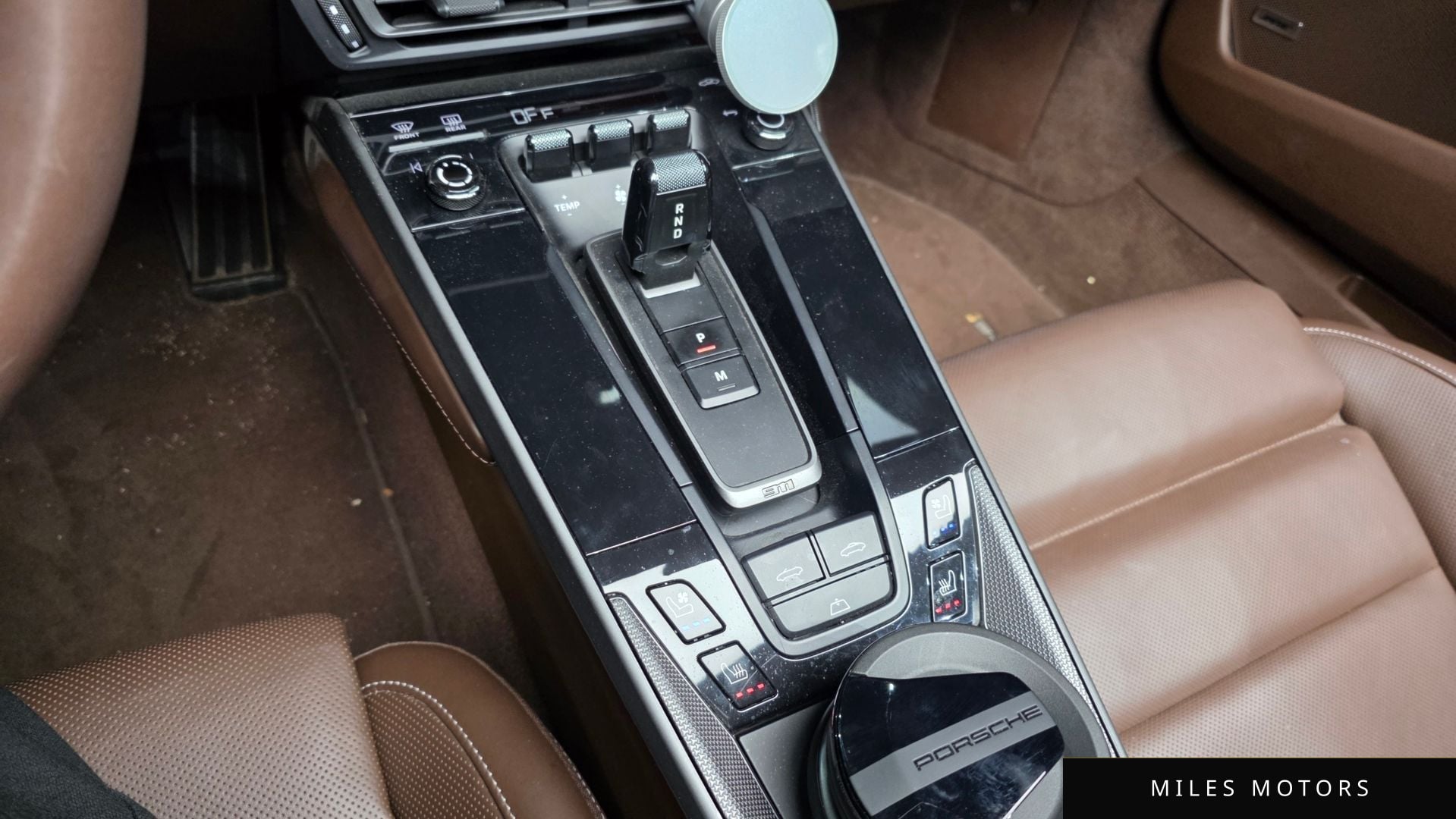 Porsche 911 (992) 2023 — миниатюра 9