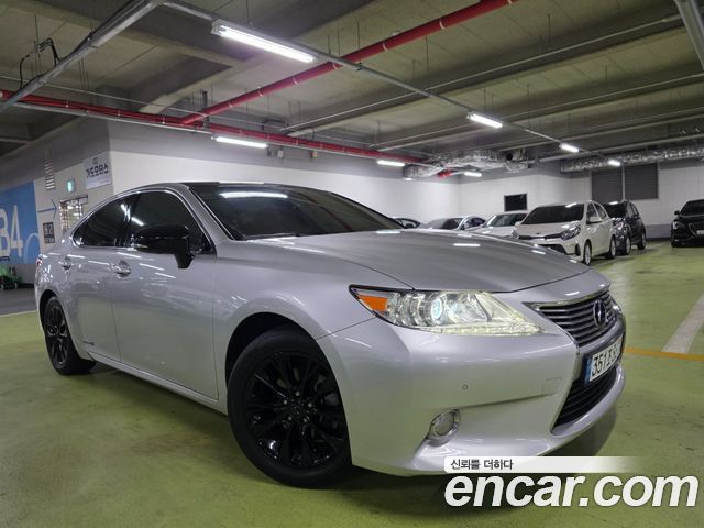 Лексус ES300h 2013 — миниатюра 3