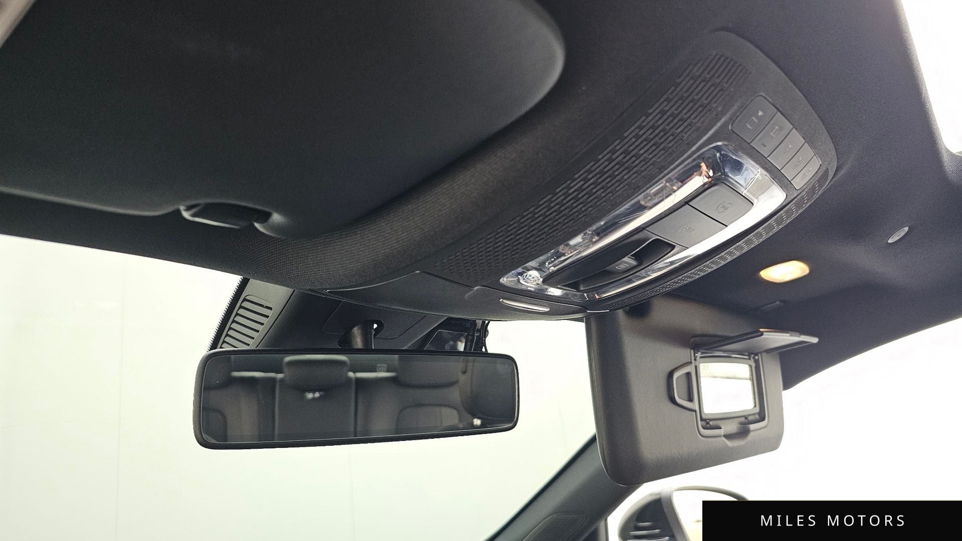 Mercedes-Benz A-클래스 W177 2020 — миниатюра 19