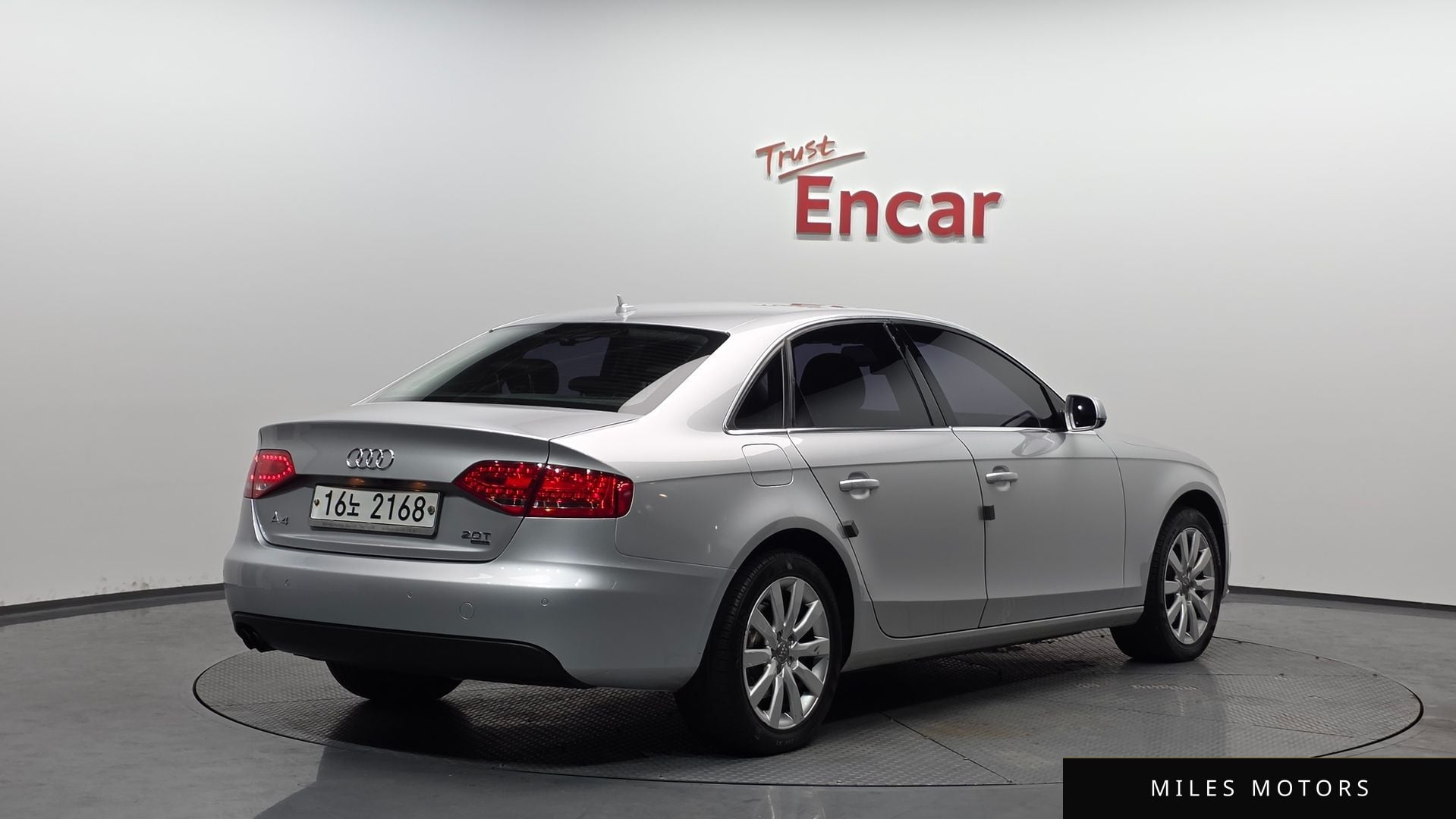 Audi A4 2011 — миниатюра 2