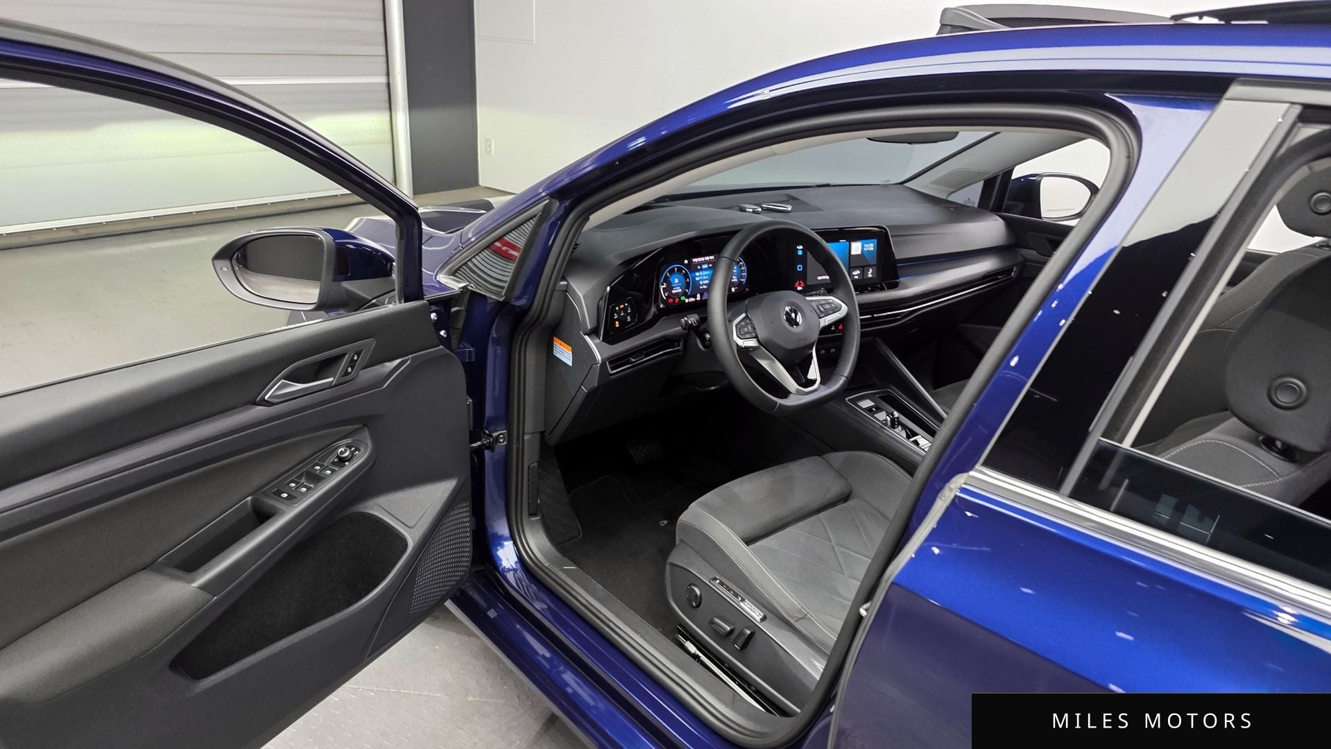 Volkswagen Golf 2022 — миниатюра 10