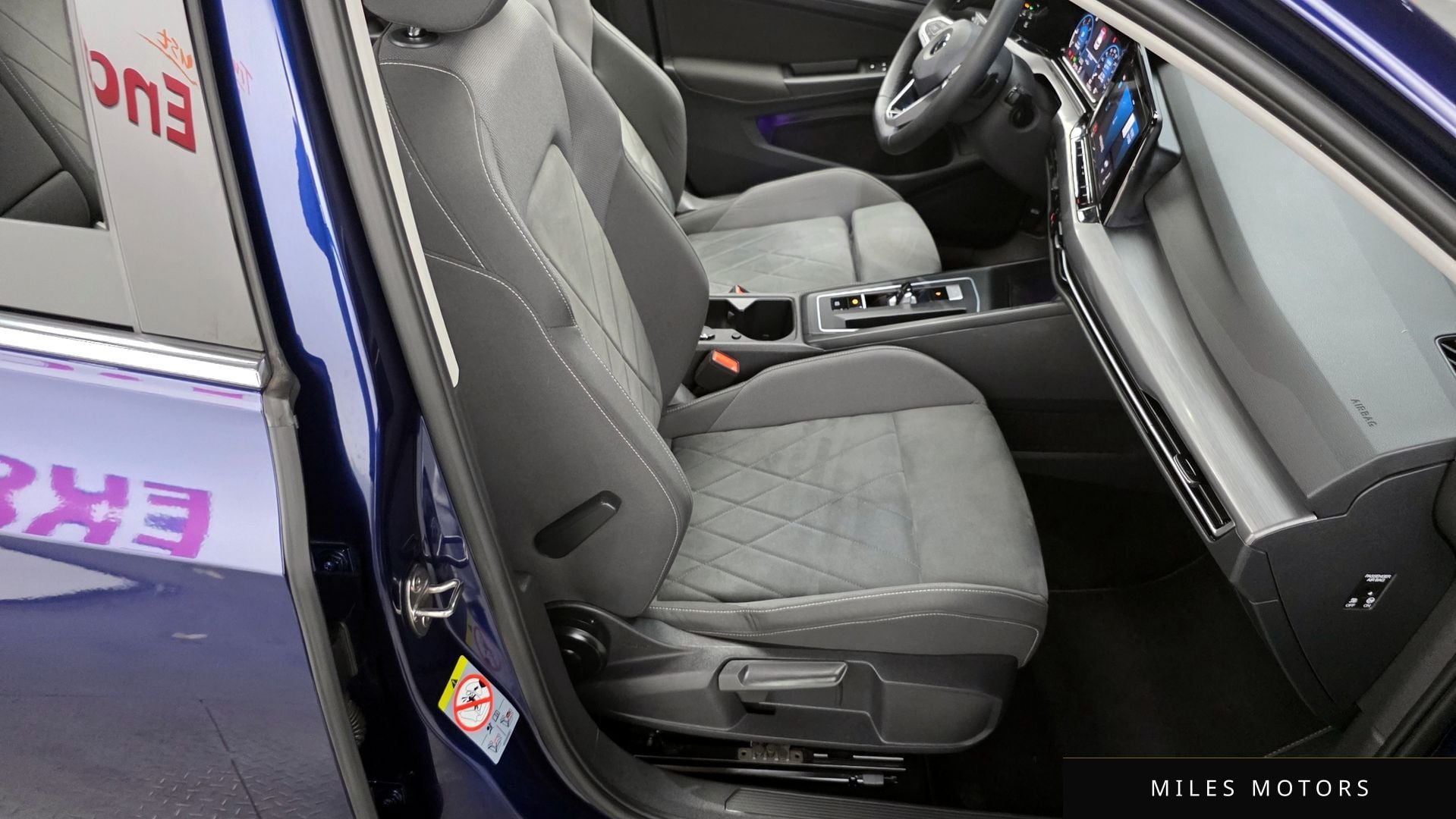 Volkswagen Golf 2022 — миниатюра 12