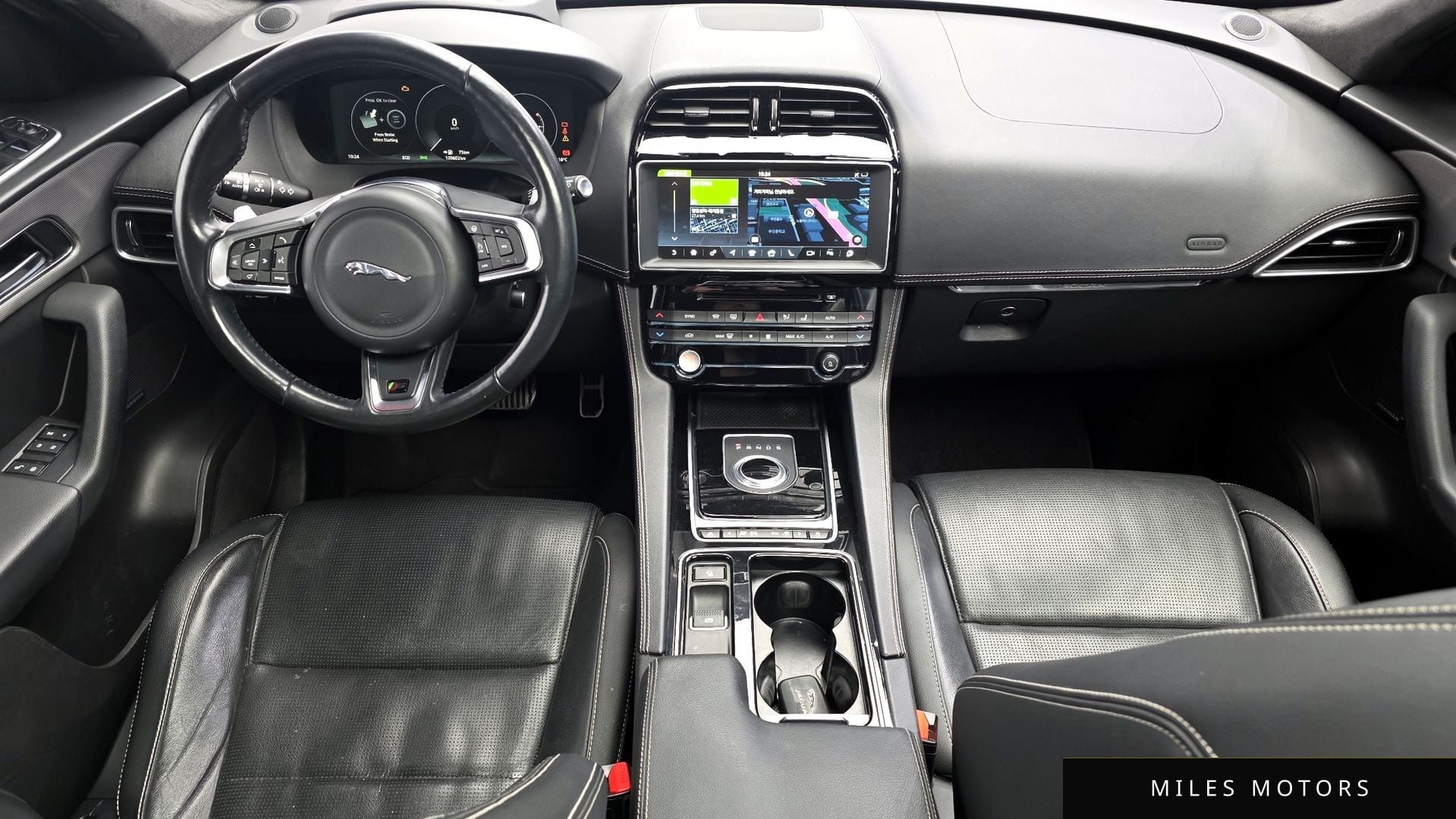 Jaguar F-PACE 2017 — миниатюра 7