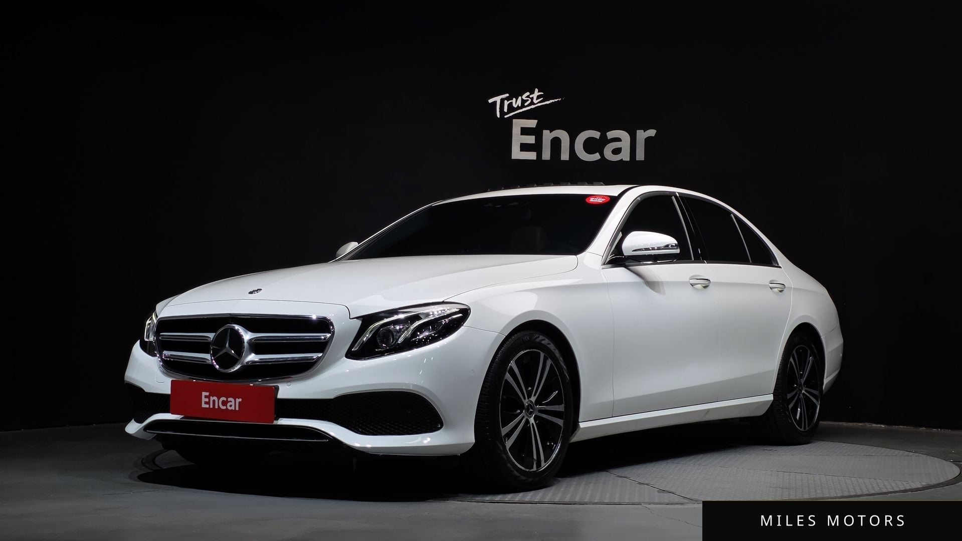 Mercedes-Benz E-Class W213 2020 — фото 1 из 12