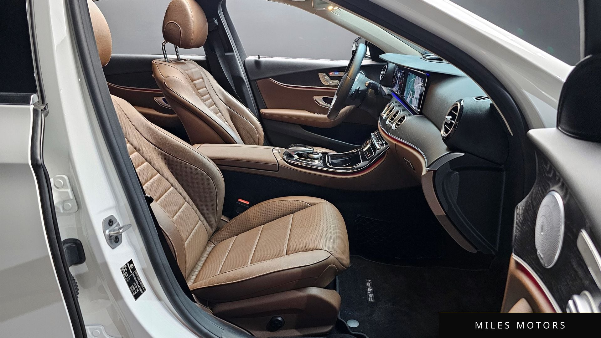 Mercedes-Benz E-Class W213 2020 — миниатюра 10