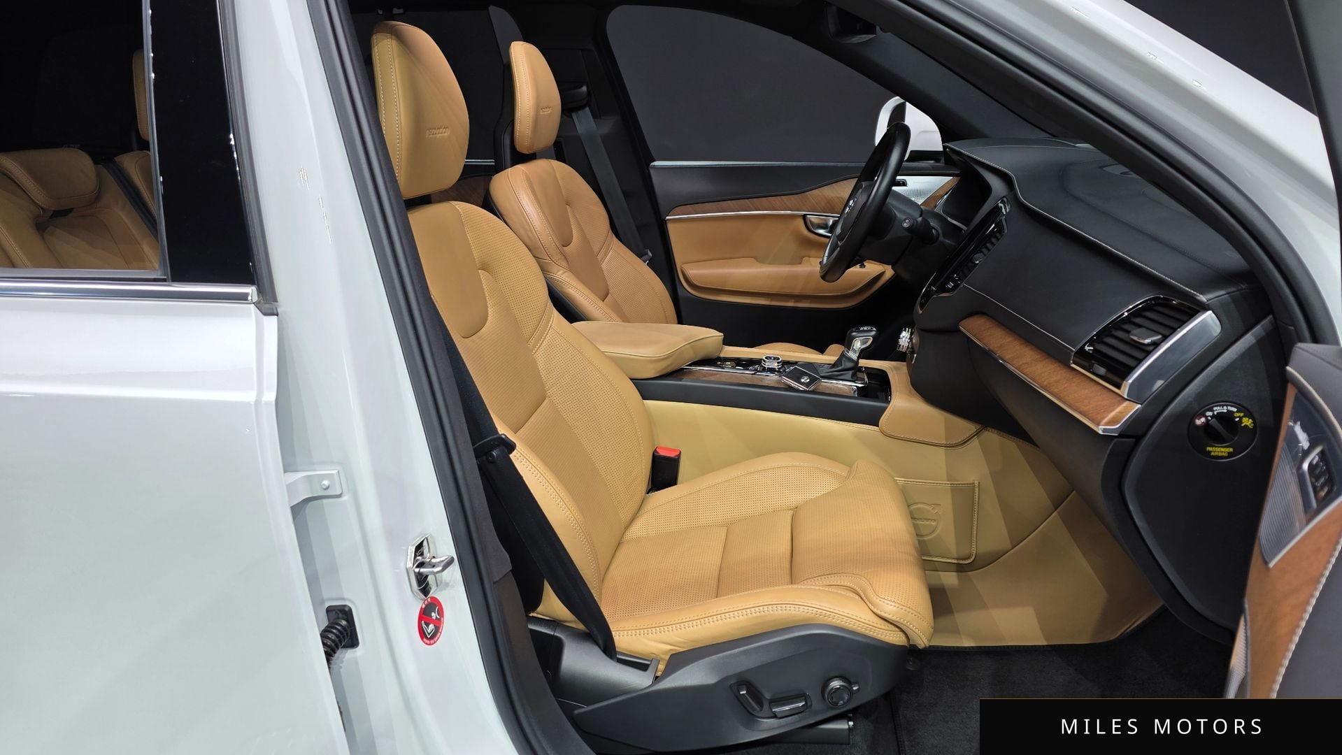 Volvo XC90 2020 — миниатюра 10