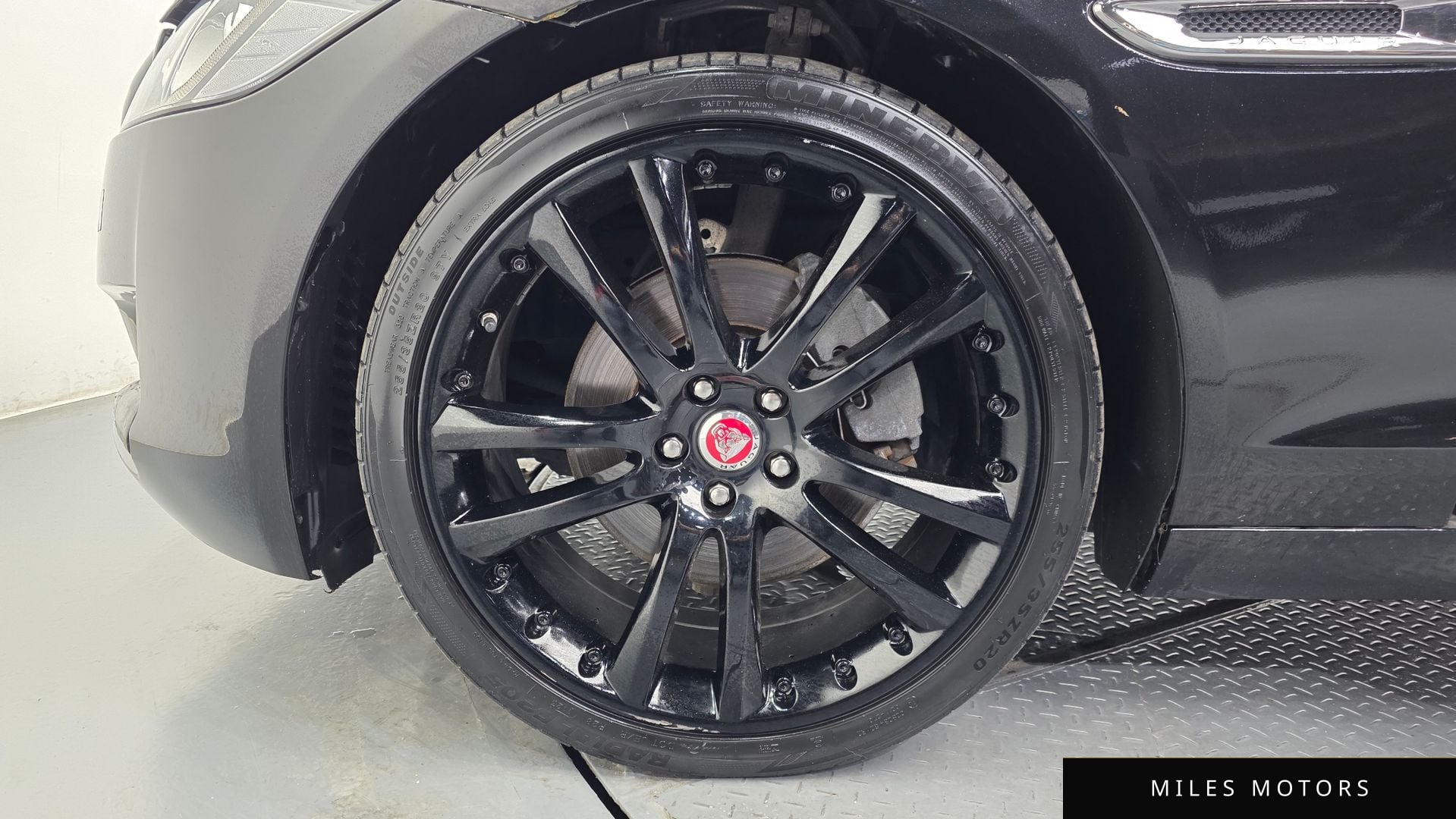 Jaguar XF (X260) 2017 — миниатюра 5