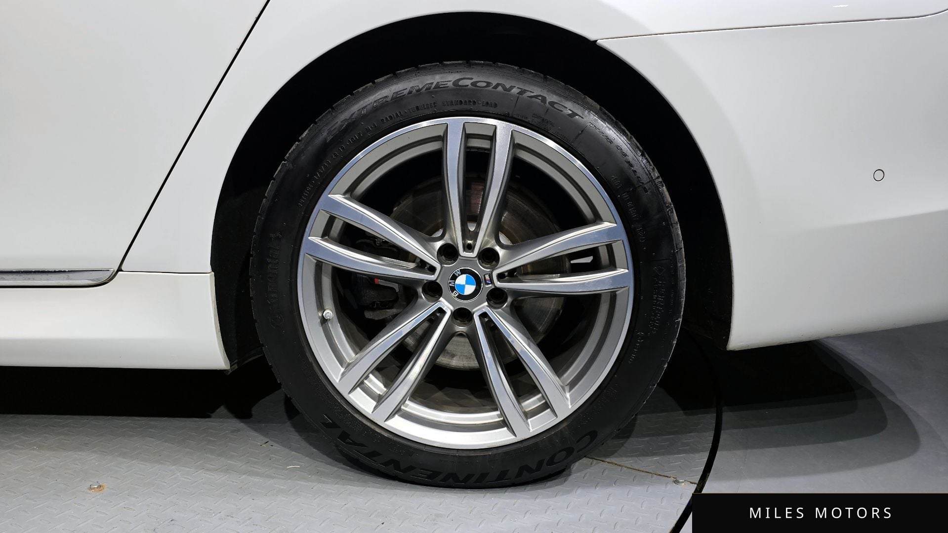 BMW 7 Series (G11) 2017 — миниатюра 5