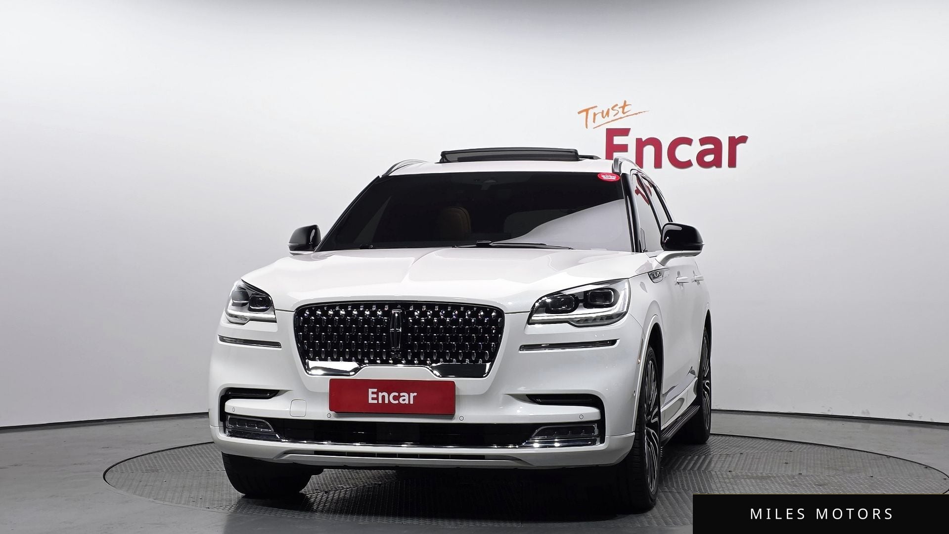 Lincoln Aviator 2023 — миниатюра 3
