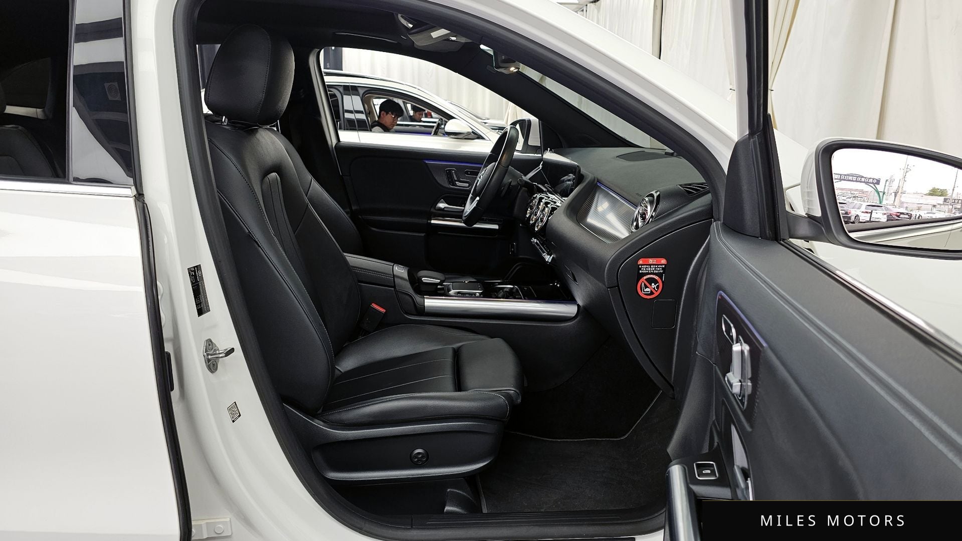 Mercedes-Benz GLA-Class H247 2021 — миниатюра 11