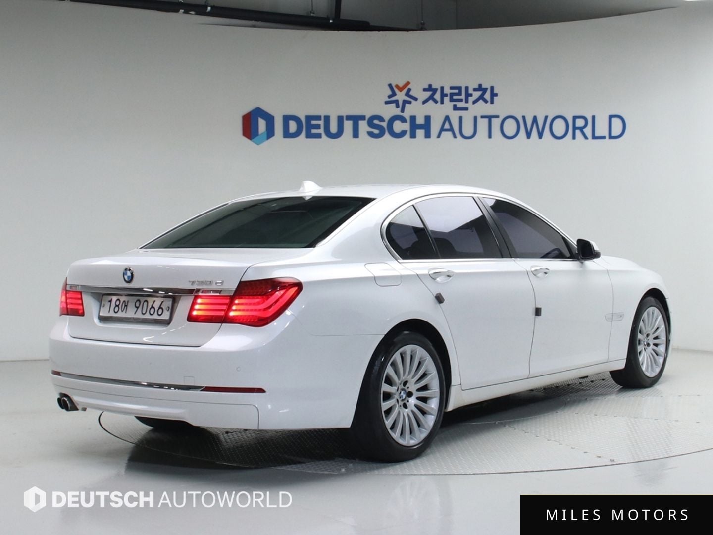 BMW 7시리즈 (F01) 2013 — миниатюра 2