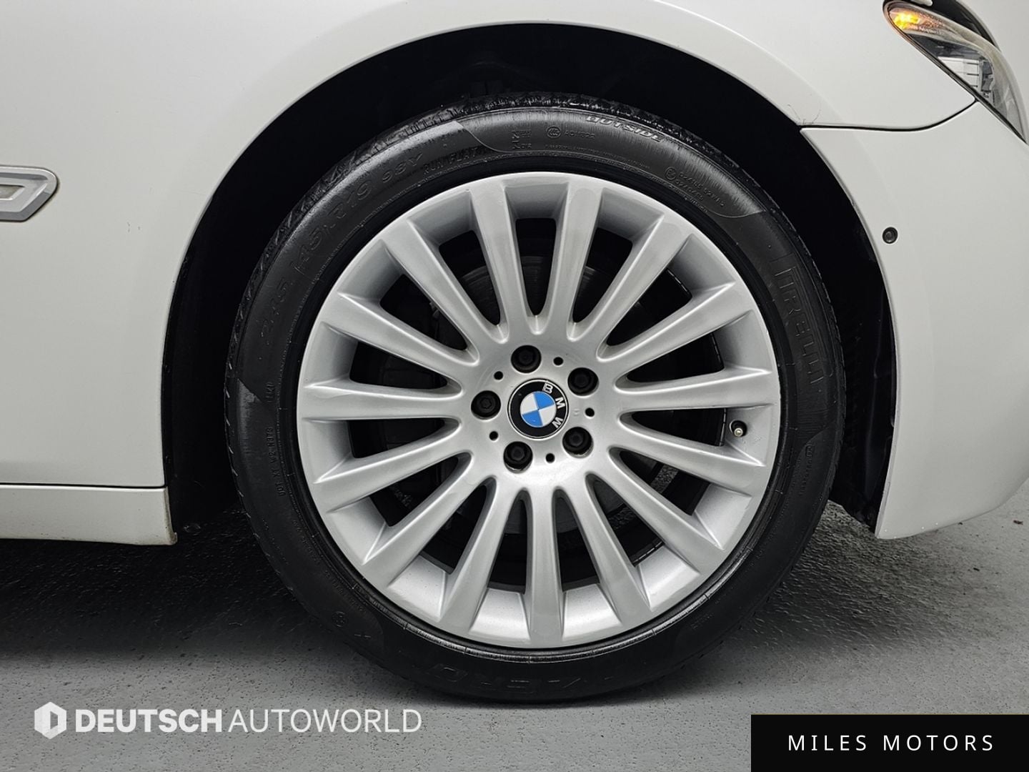 BMW 7시리즈 (F01) 2013 — миниатюра 5