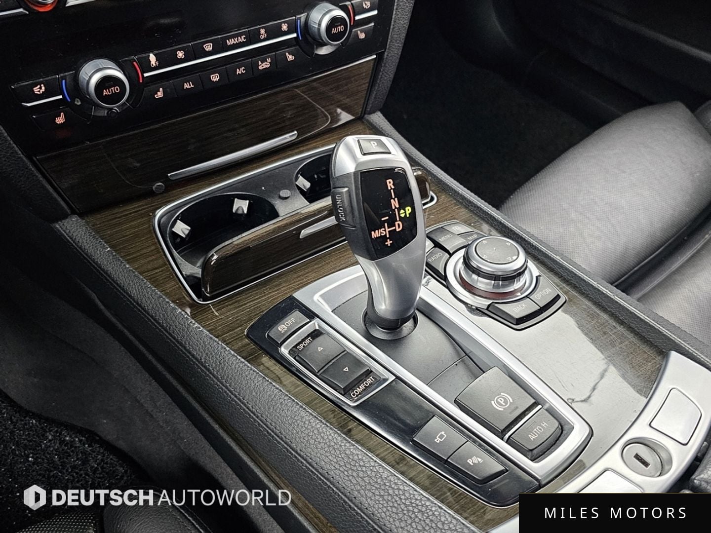 BMW 7시리즈 (F01) 2013 — миниатюра 9