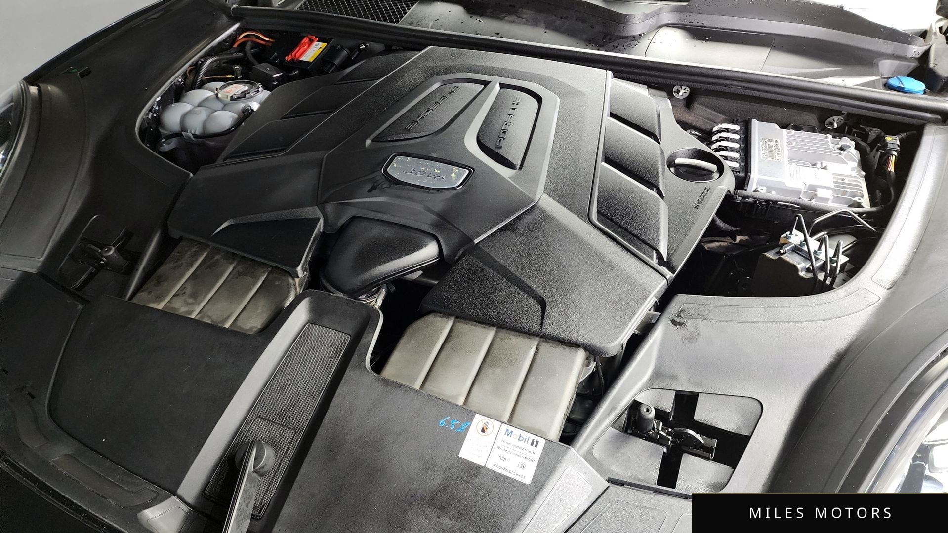 Porsche 카이엔 (PO536) 2021 — миниатюра 6