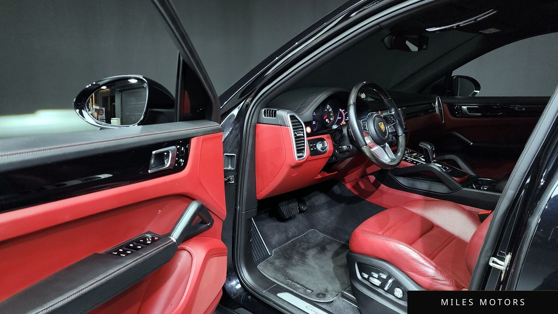 Porsche 카이엔 (PO536) 2021 — миниатюра 10