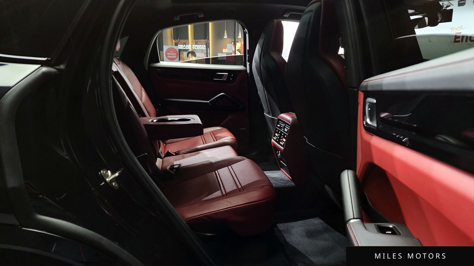Porsche 카이엔 (PO536) 2021 — миниатюра 12