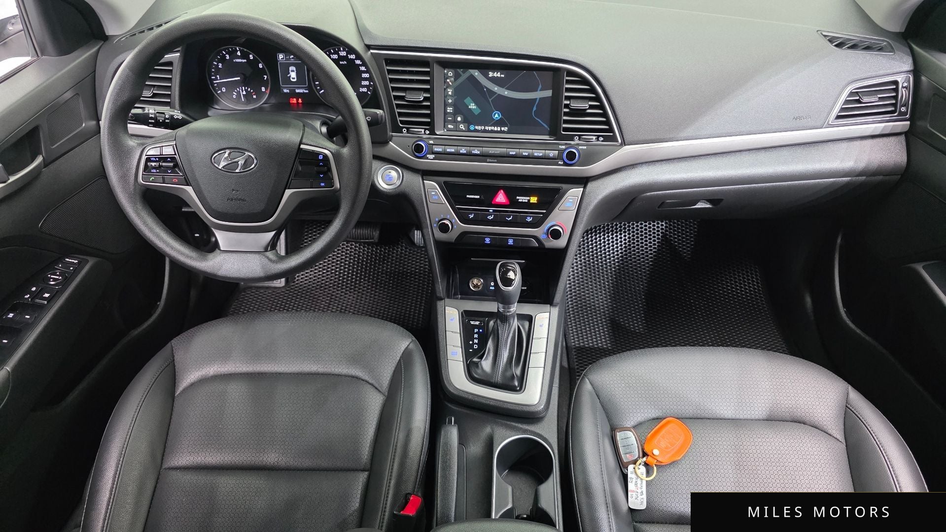 Hyundai AVANTE 2018 — миниатюра 7