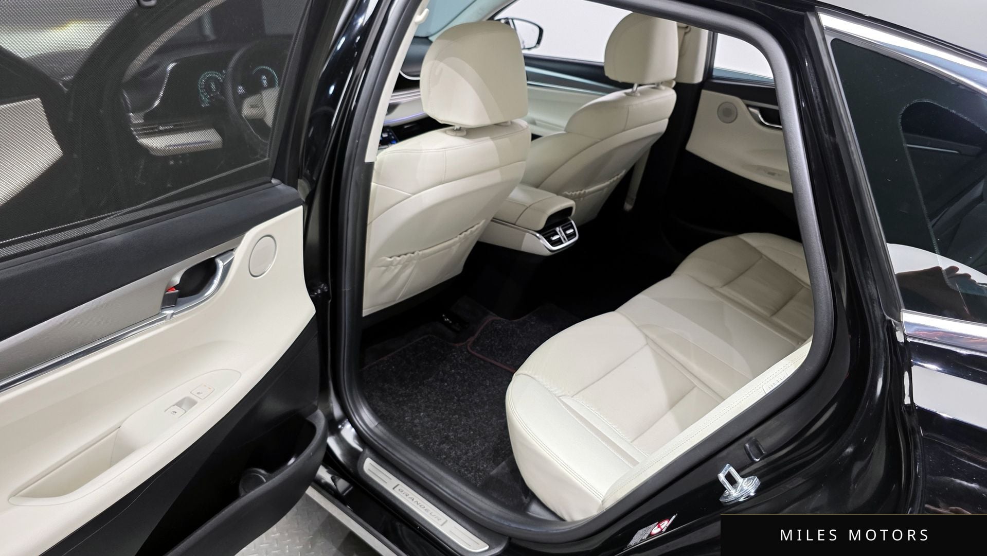 Hyundai Grandeur 2023 — миниатюра 11