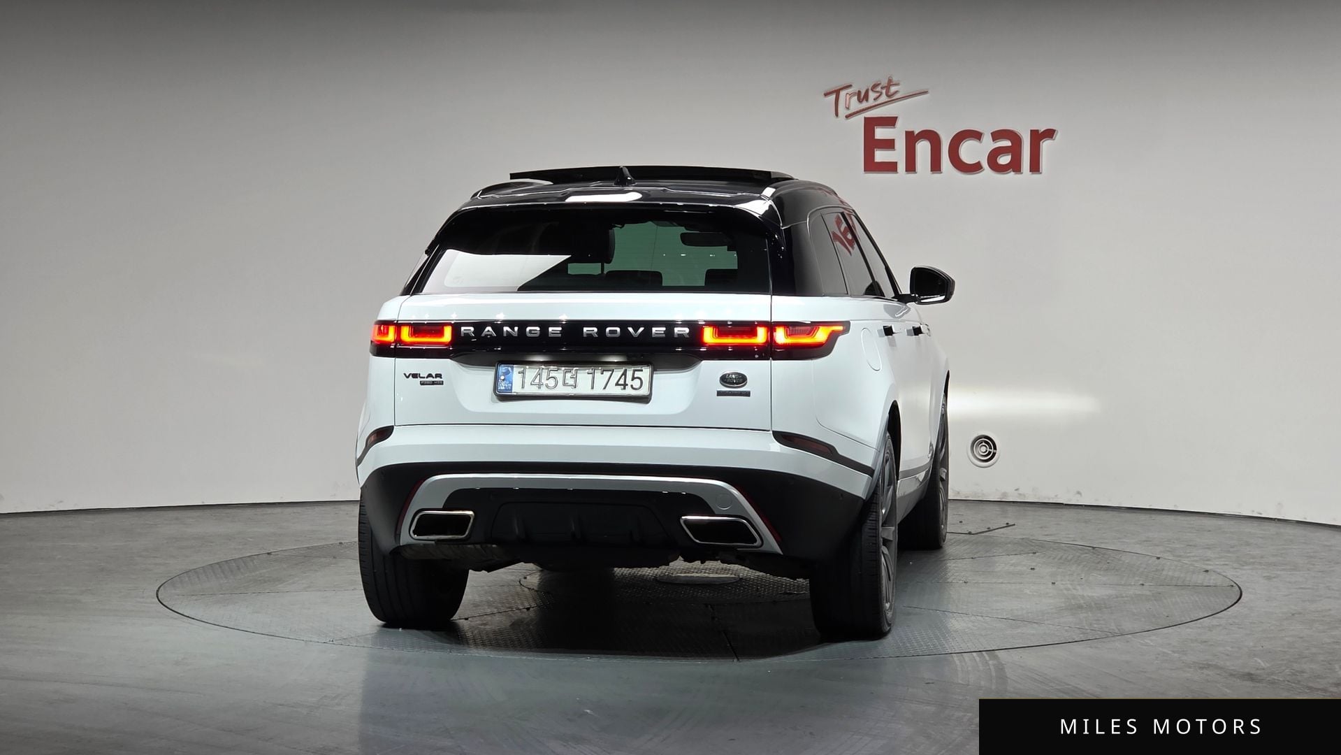 Land Rover 레인지로버 벨라 2019 — миниатюра 4