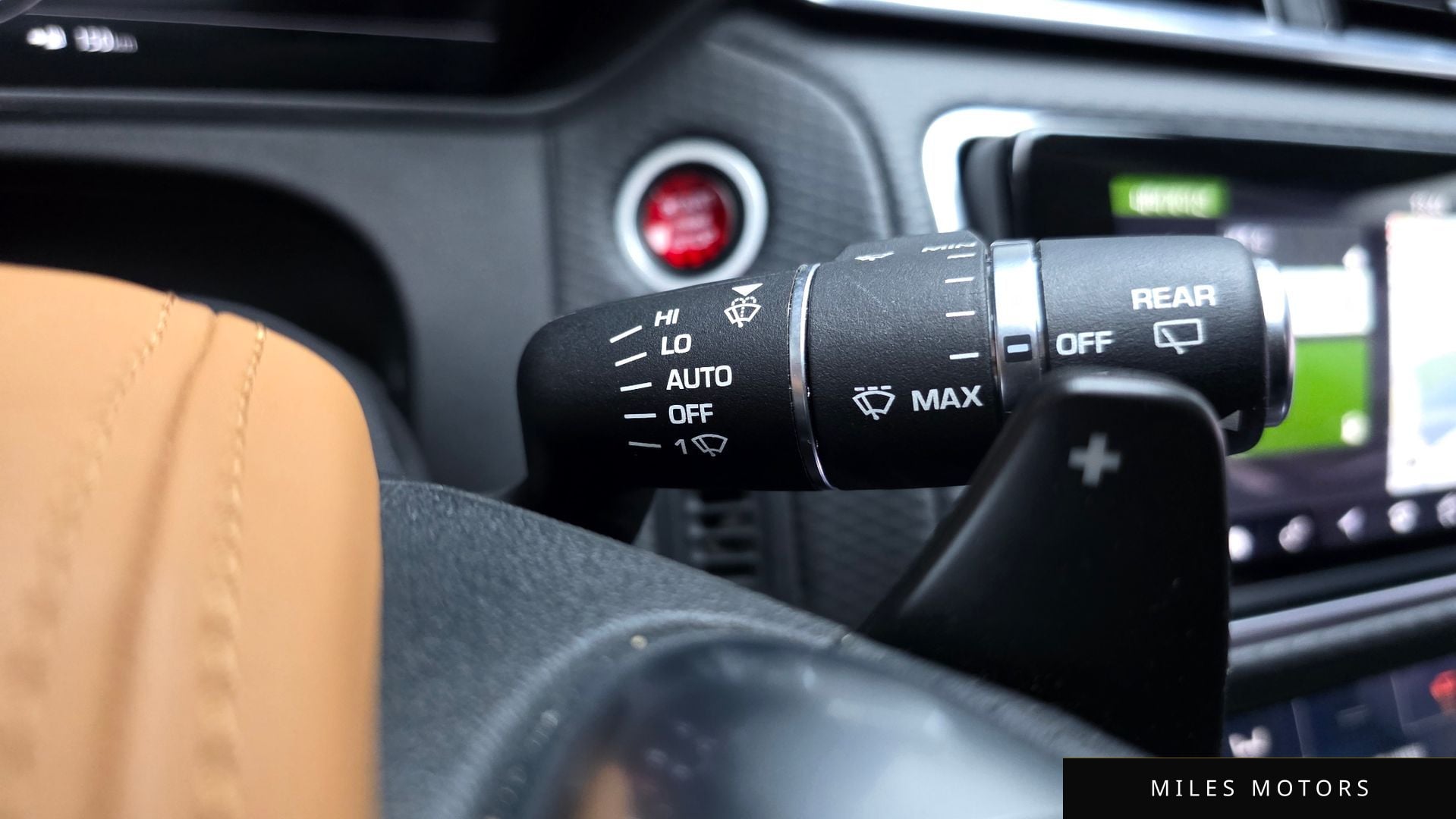 Land Rover 레인지로버 벨라 2019 — миниатюра 17