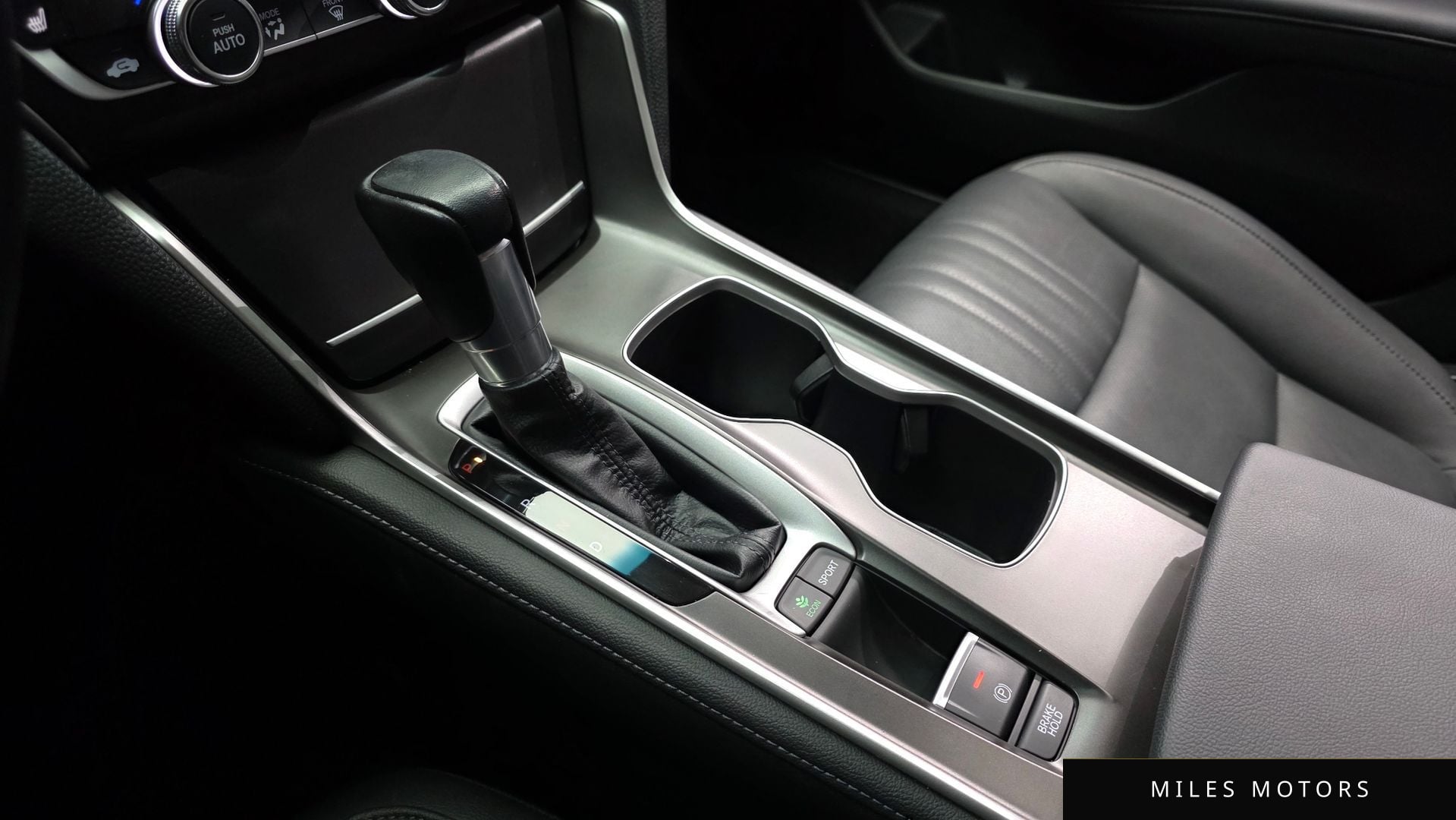 Honda 어코드 2019 — миниатюра 9