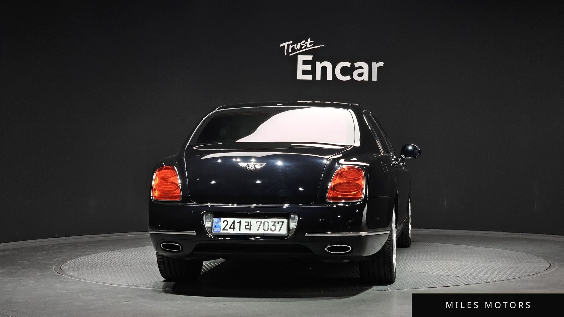 Bentley 플라잉스퍼 2010 — миниатюра 4