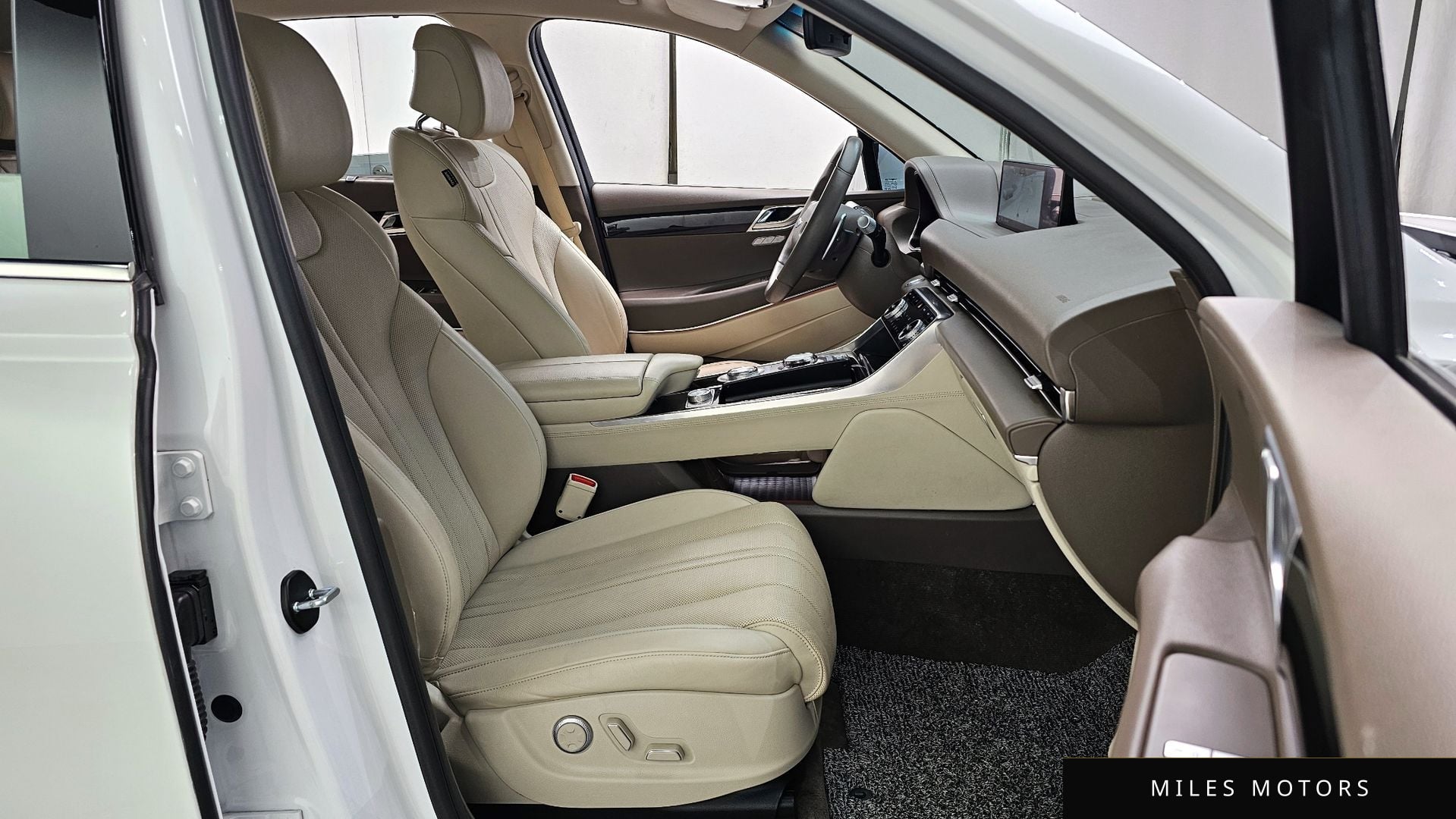 Genesis GV80 2023 — миниатюра 11