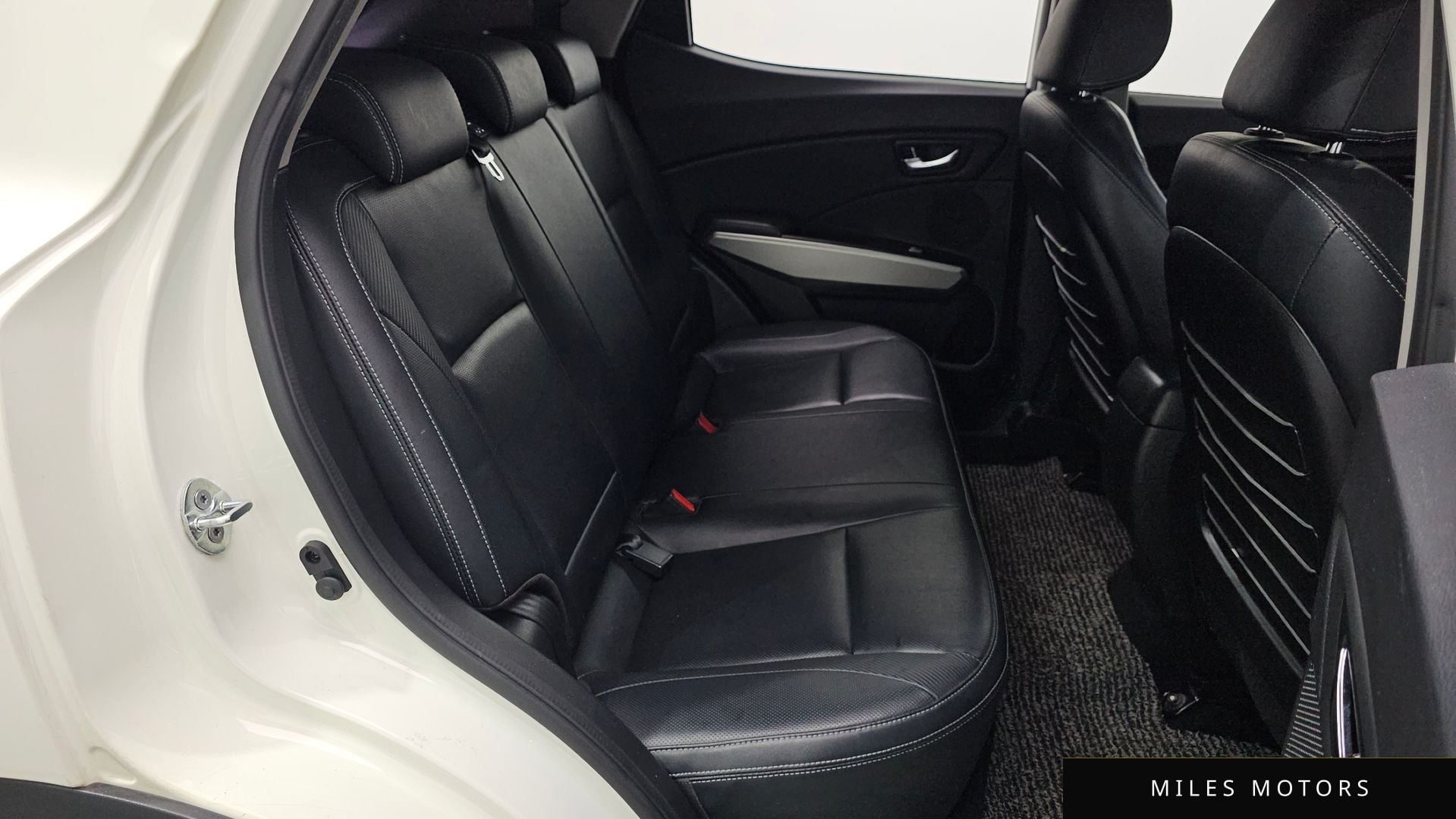 KG Mobility Tivoli 2016 — миниатюра 12