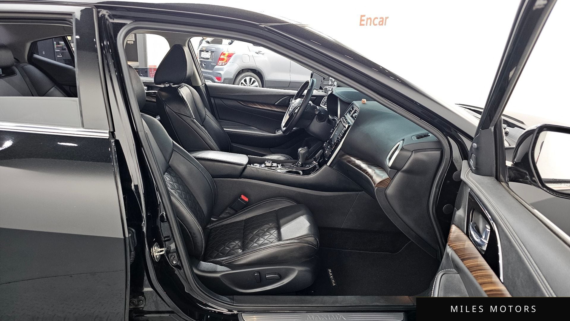 Nissan Maxima 2017 — миниатюра 11